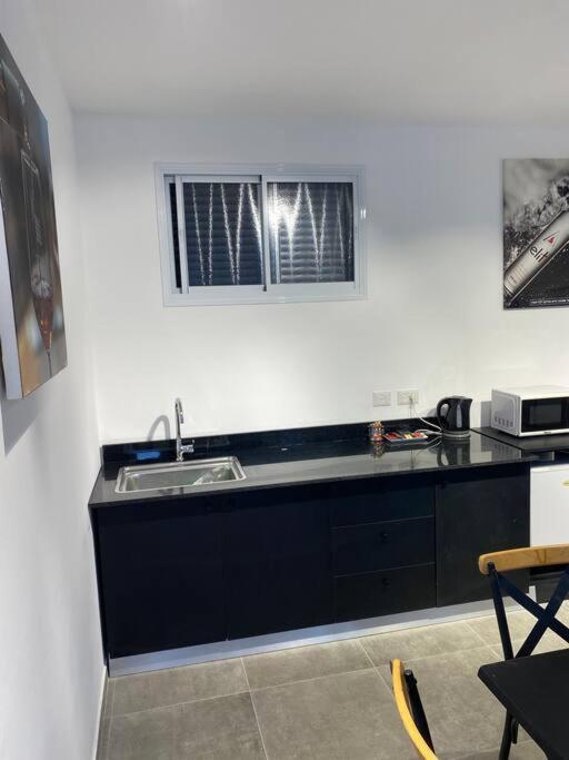 הדירה בדובדבן - The Apartment In Dovdvan Tiberias Eksteriør bilde